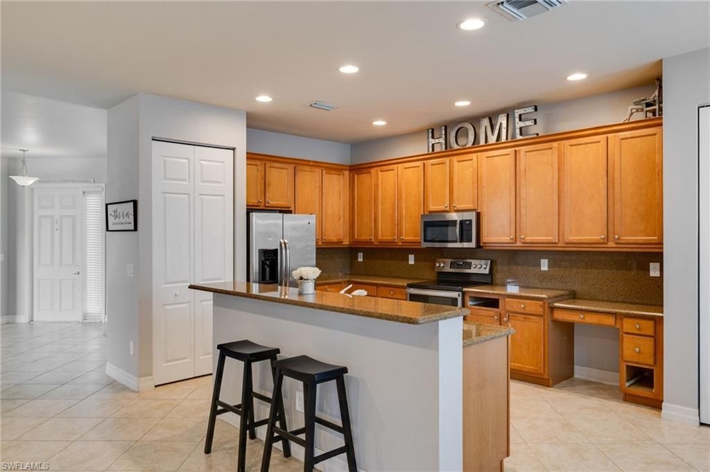 10519 Winged Elm Ln, Fort Myers, FL 33913 Photo