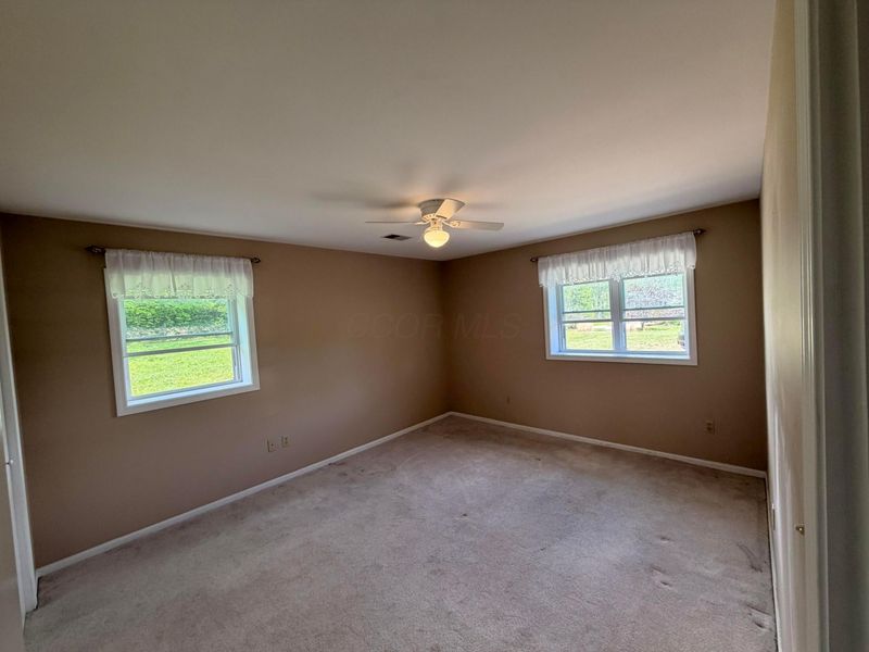 1289 Rainbow Drive NE, Lancaster, OH 43130 Photo 9