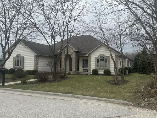 555 Moraine DRIVE, Elkhart Lake, WI 53020