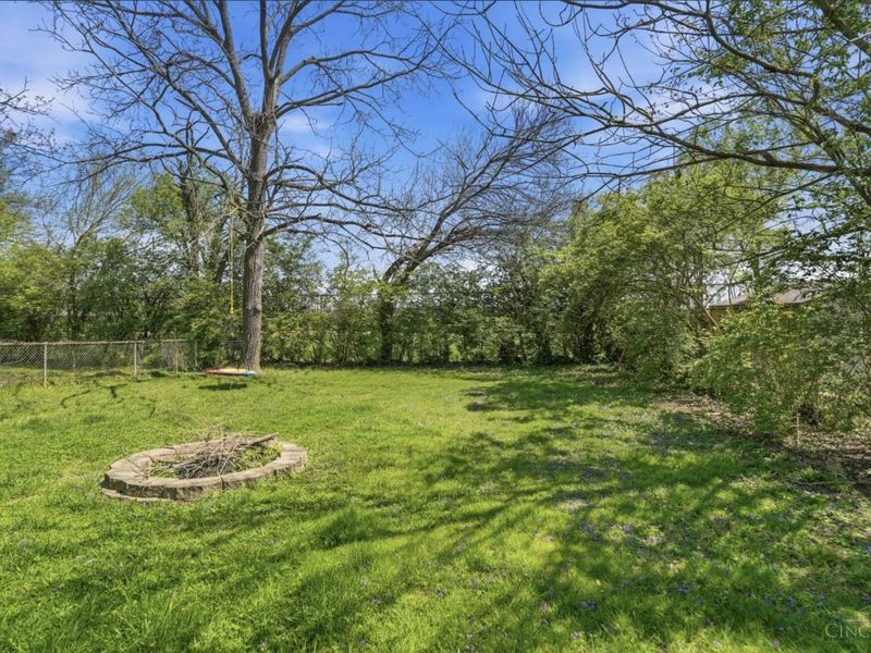 142 S Grove Avenue, Wyoming, OH 45215 Photo 18