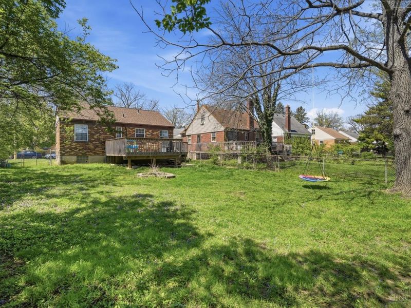 142 S Grove Avenue, Wyoming, OH 45215 Photo 20