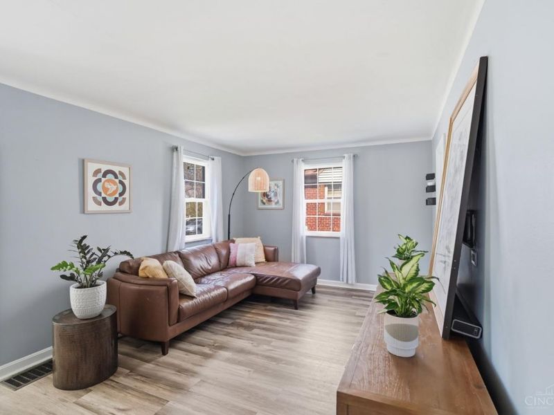 142 S Grove Avenue, Wyoming, OH 45215 Photo 6