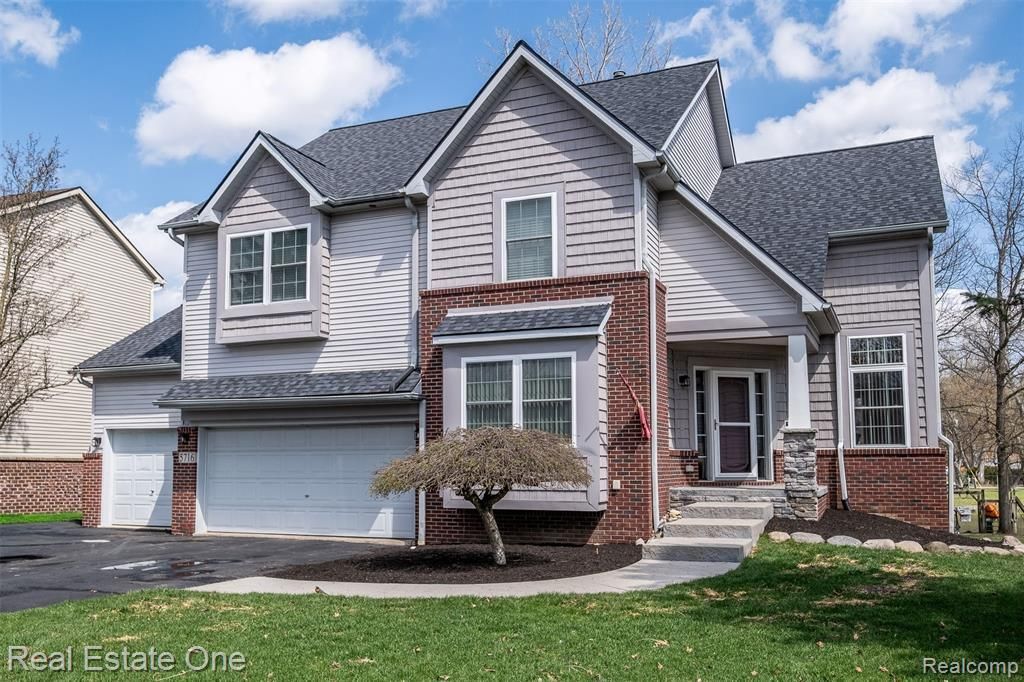 5716 Lancaster Lane, Commerce Township, MI 48382 Main Photo