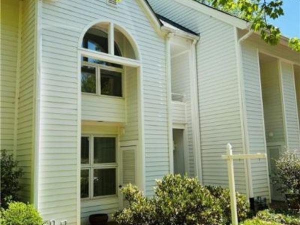 13 James Falls Drive, Richmond, VA 23221