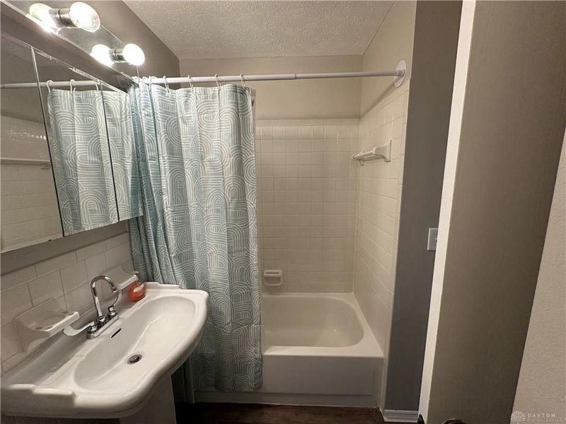 2216 Minnesota Drive, Xenia, OH 45385 Photo 2