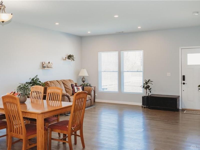 1121 Sheffield Boulevard, London, OH 43140 Photo 4