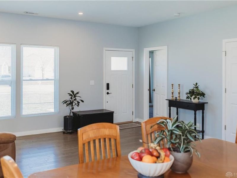 1121 Sheffield Boulevard, London, OH 43140 Photo 8