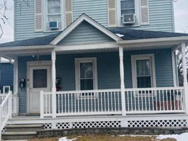 22 E THOMPSON AVENUE , GLOUCESTER CITY, NJ 08030