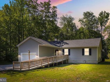 22 PINEWOOD LANE, COLONIAL BEACH, VA 22443