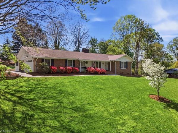 1515 Holly Circle, Wilkesboro, NC 28697