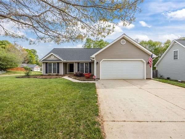 5306 Willow Ridge Drive, Summerfield, NC 27358