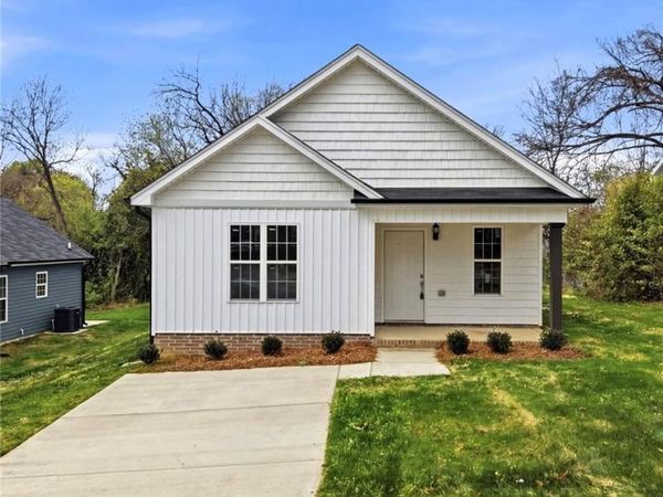 511 White Oak Street , High Point, NC 27260