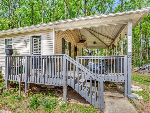 133 Pegg Avenue , Kernersville, NC 27284