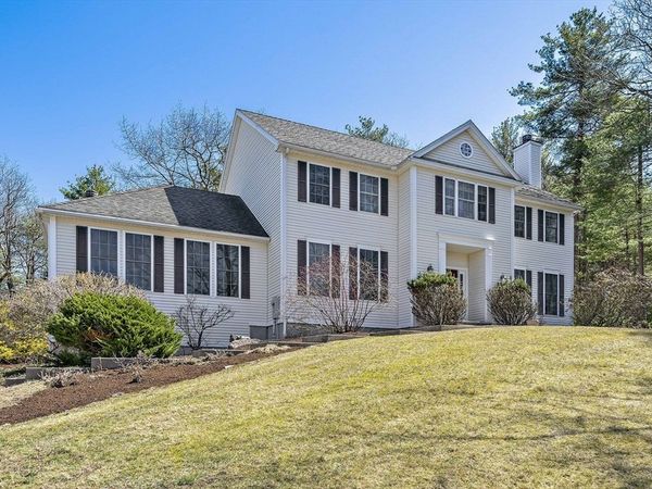 17 Alexandra Way, Acton, MA 01720