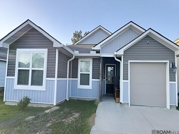 12465 Orchid Ln, Walker, LA 70726