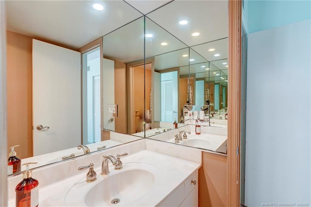 1289 NE Ocean Boulevard, Unit 2, Stuart, FL 34996 Photo