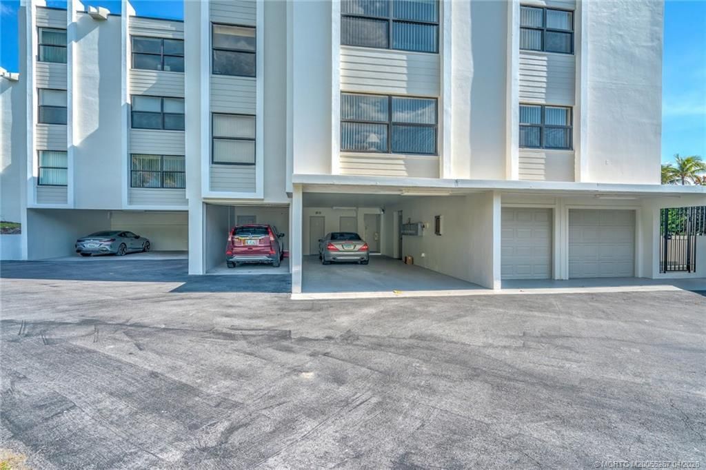 1289 NE Ocean Boulevard, Unit 2, Stuart, FL 34996 Photo