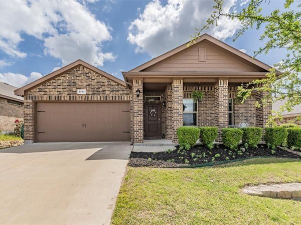 9929 Clemmons Road, Fort Worth, TX 76108