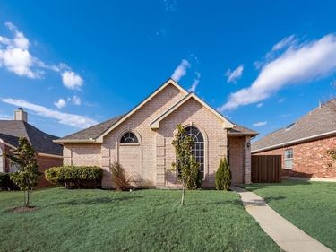 10060 Cambridge Drive, Frisco, TX 75035