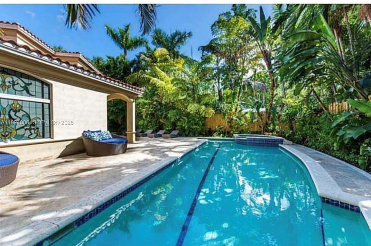 3630 Justison Rd, Miami, FL 33133 Photo