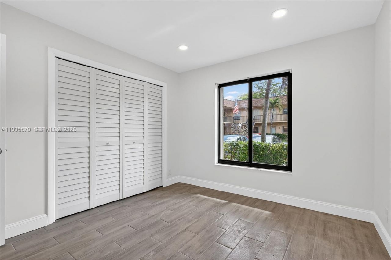 275 Gate Rd, Unit 104, Hollywood, FL 33024 Photo