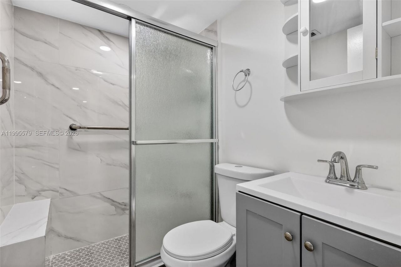 275 Gate Rd, Unit 104, Hollywood, FL 33024 Photo