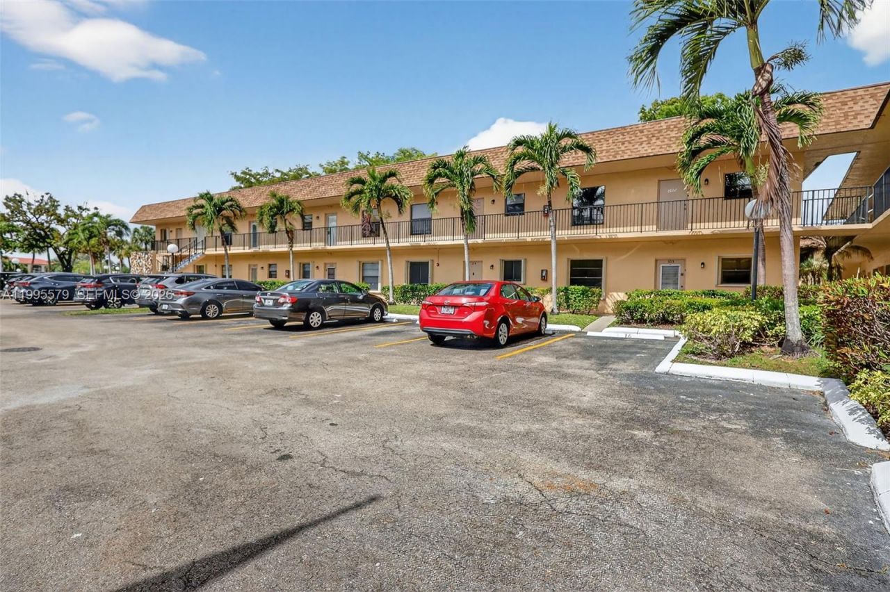 275 Gate Rd, Unit 104, Hollywood, FL 33024 Photo