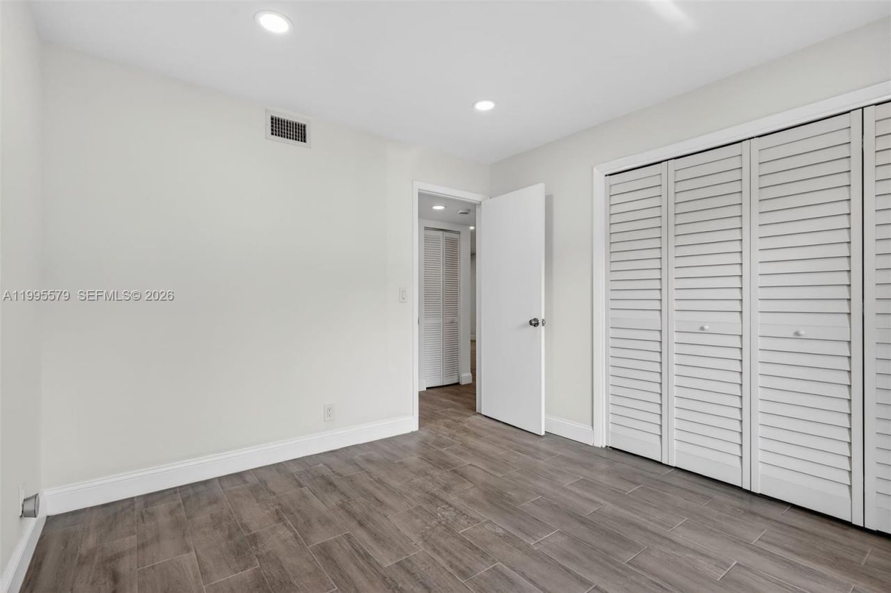 275 Gate Rd, Unit 104, Hollywood, FL 33024 Photo