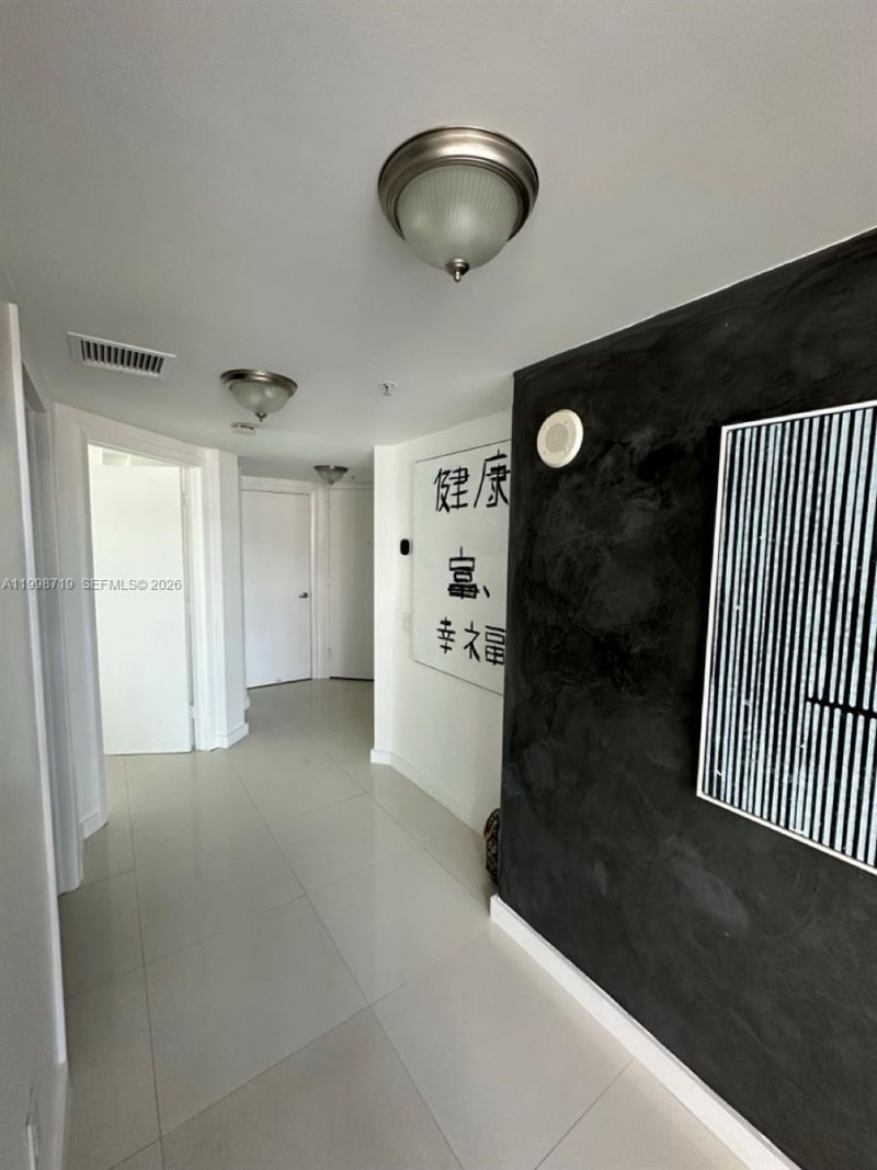 41 SE 5th St, Unit 1201, Miami, FL 33131 Photo