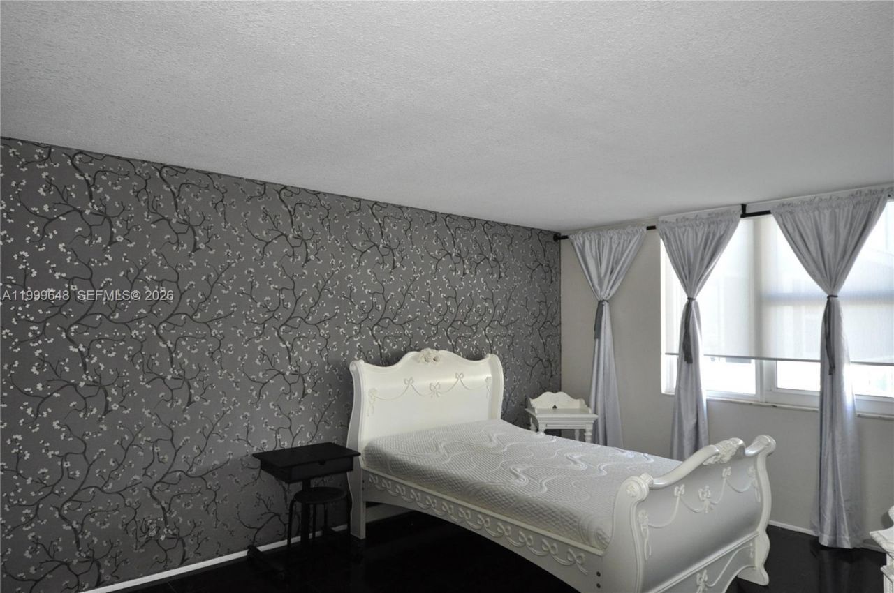 2030 S Ocean Dr, Unit 803, Hallandale Beach, FL 33009 Photo