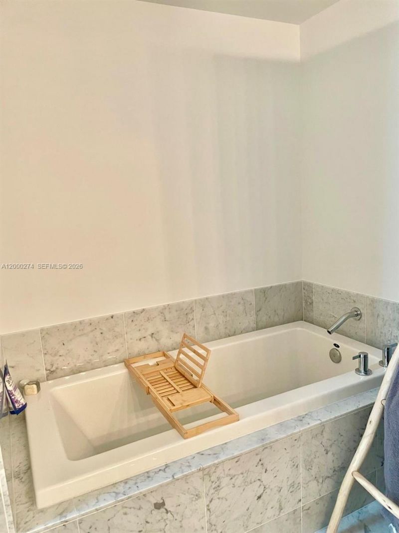 244 Biscayne Blvd, Unit 1709, Miami, FL 33132 Photo