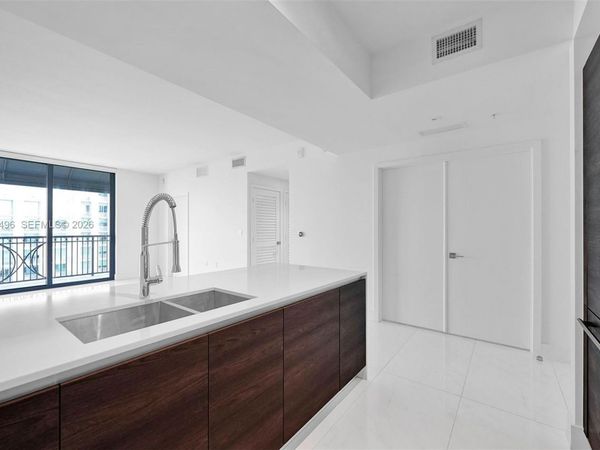 301 Altara Ave , Unit 832, Coral Gables, FL 33146