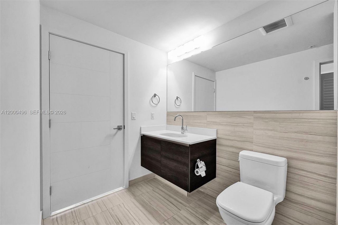 301 Altara Ave, Unit 832, Coral Gables, FL 33146 Photo