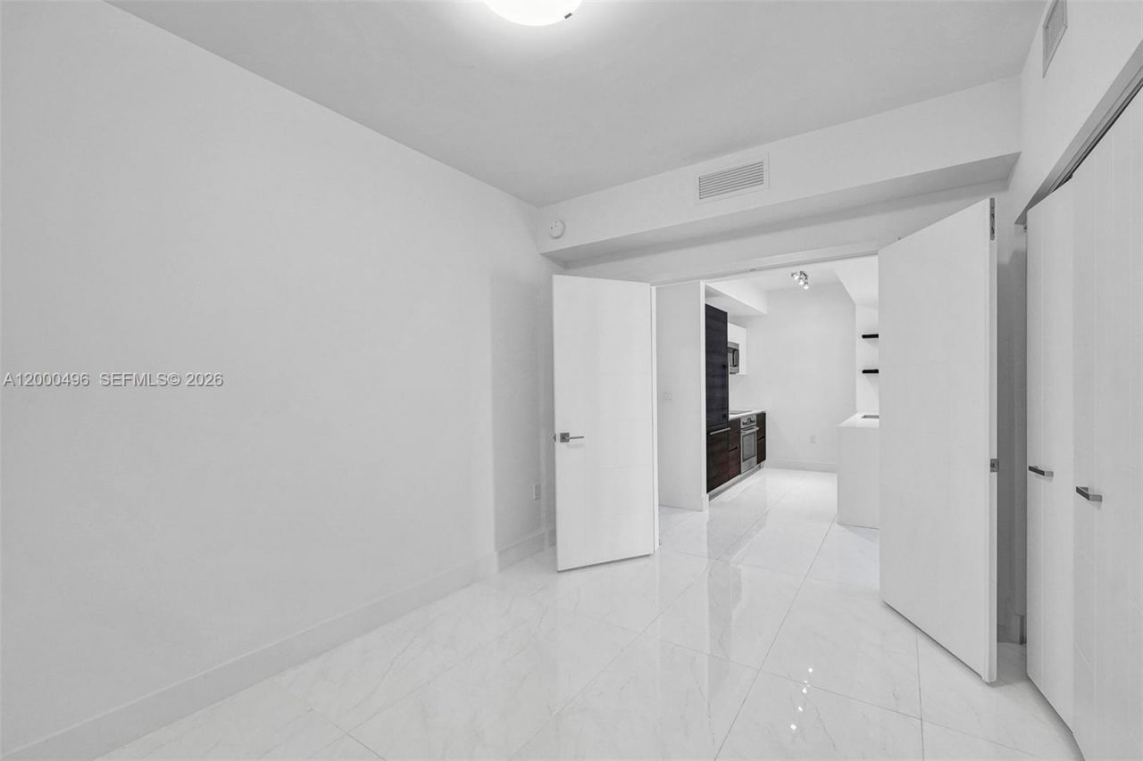 301 Altara Ave, Unit 832, Coral Gables, FL 33146 Photo