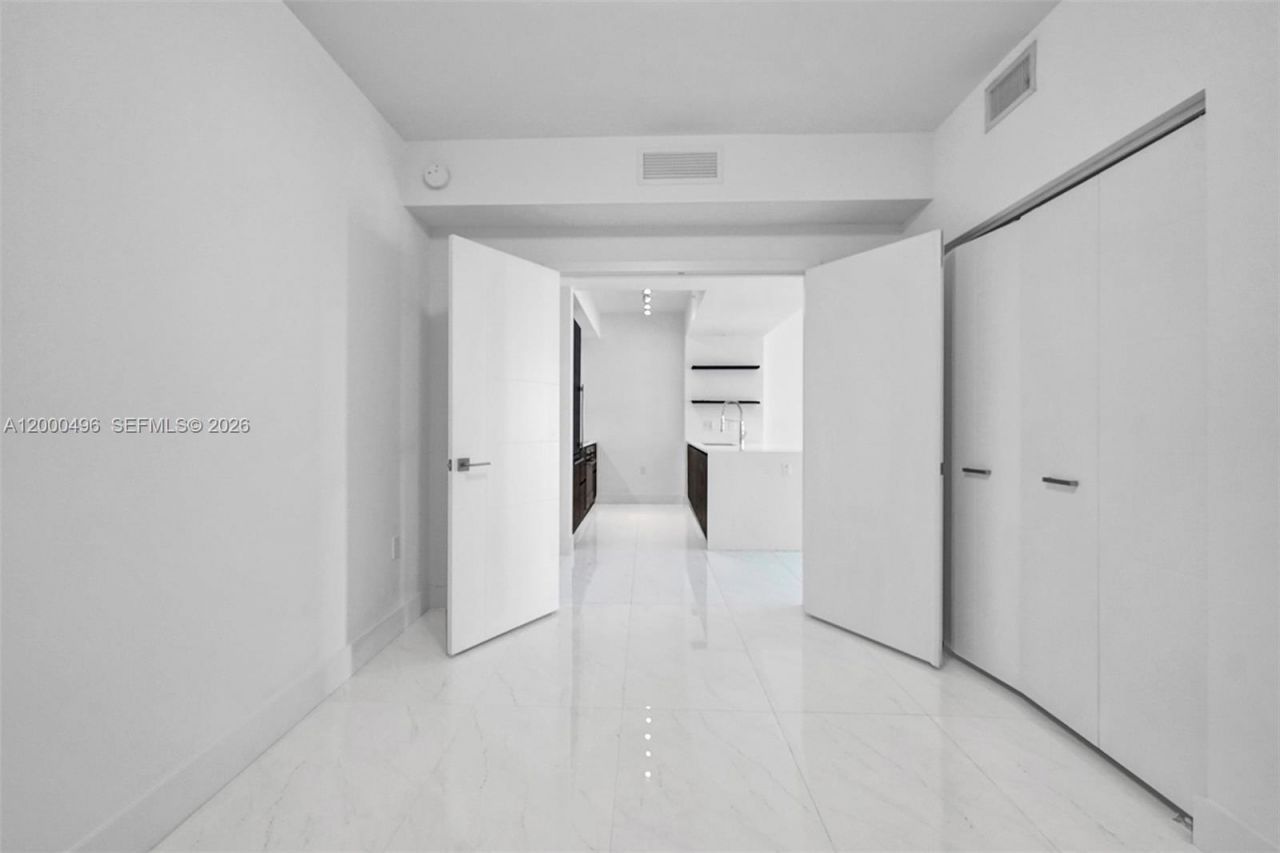 301 Altara Ave, Unit 832, Coral Gables, FL 33146 Photo