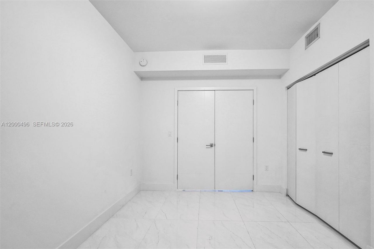 301 Altara Ave, Unit 832, Coral Gables, FL 33146 Photo