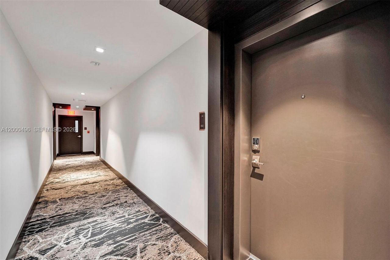 301 Altara Ave, Unit 832, Coral Gables, FL 33146 Photo