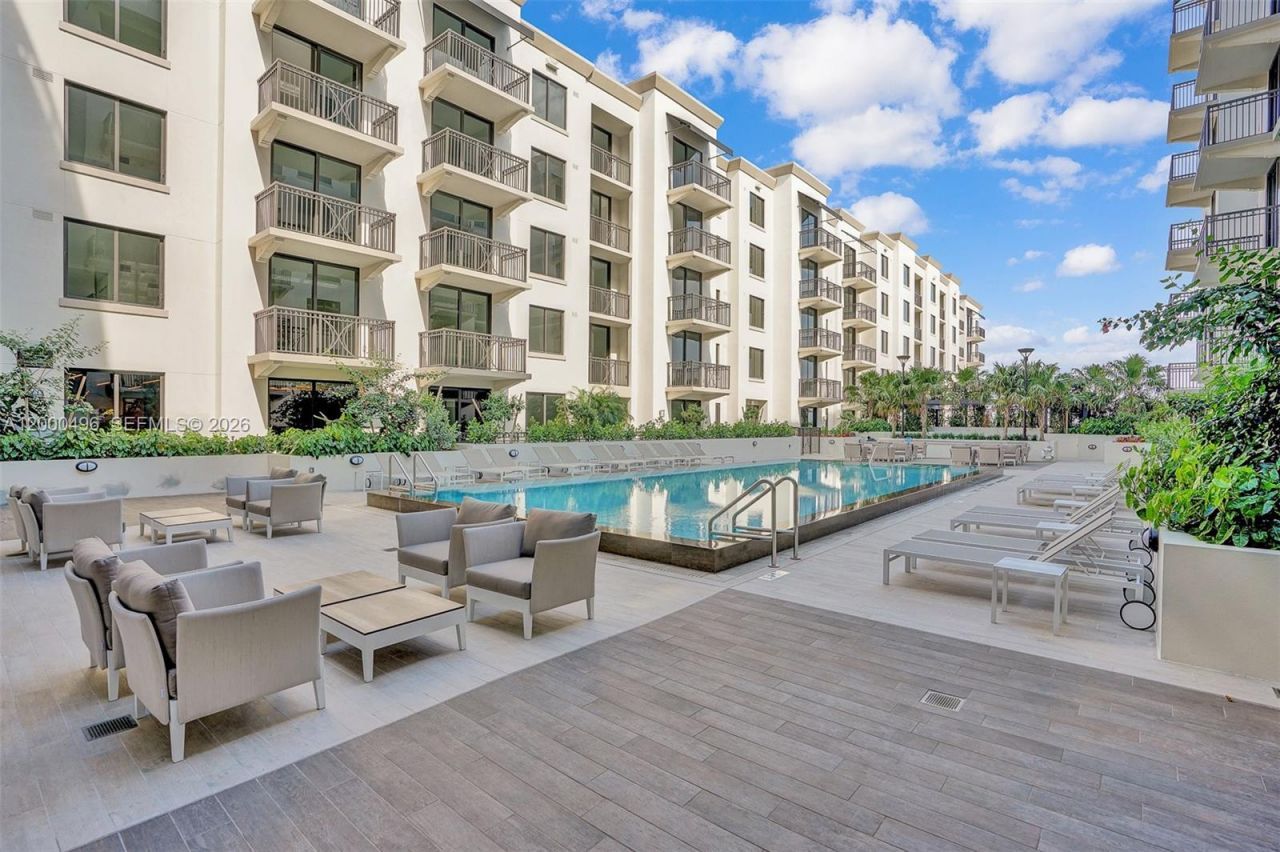 301 Altara Ave, Unit 832, Coral Gables, FL 33146 Photo
