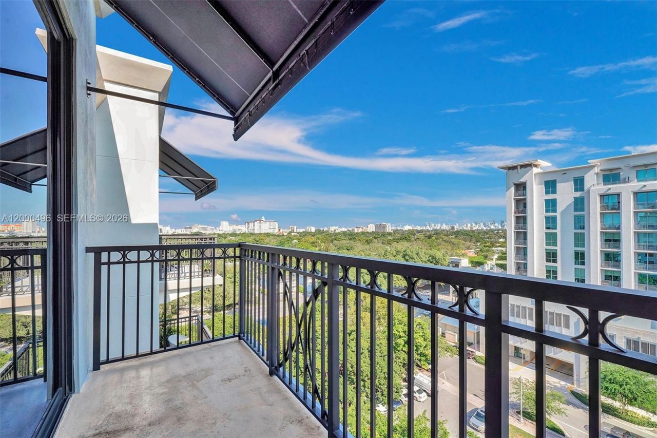 301 Altara Ave, Unit 832, Coral Gables, FL 33146 Photo
