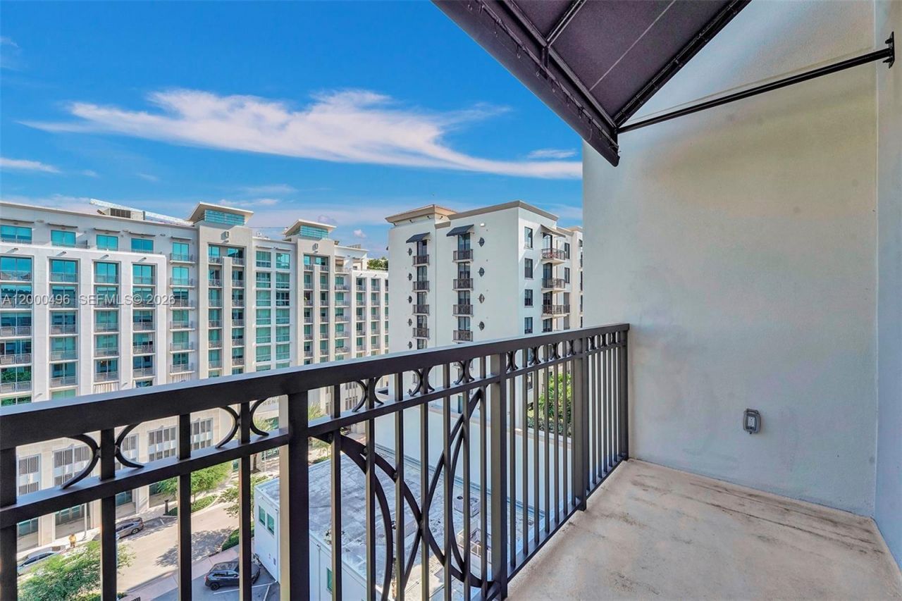 301 Altara Ave, Unit 832, Coral Gables, FL 33146 Photo