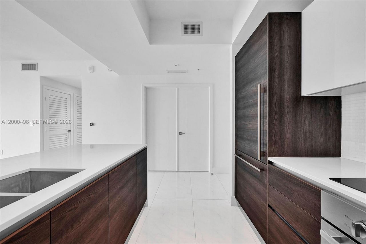 301 Altara Ave, Unit 832, Coral Gables, FL 33146 Photo