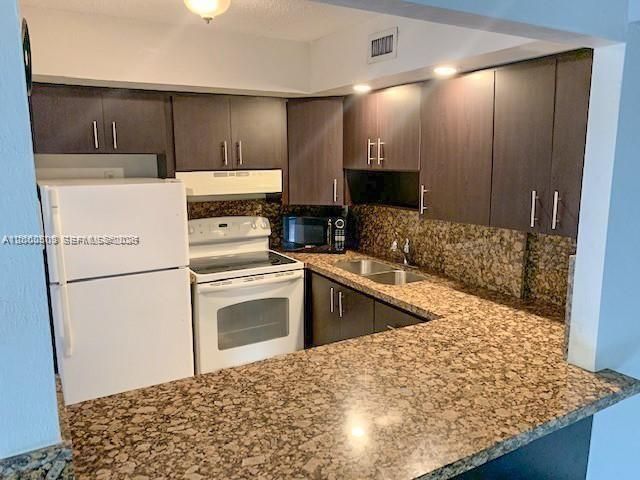 2715 Tigertail Ave, Unit 204, Miami, FL 33133 Photo