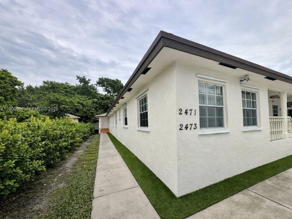 2471 NW 18th Ter , Unit A, Miami, FL 33125