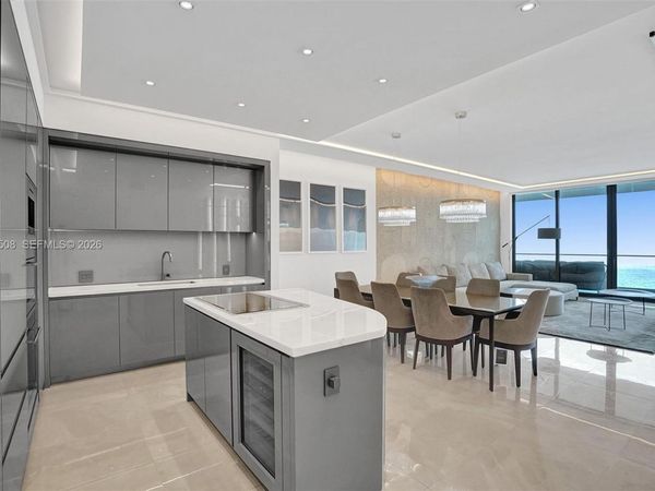 18975 COLLINS AVE, Unit 2001, Sunny Isles Beach, FL 33160