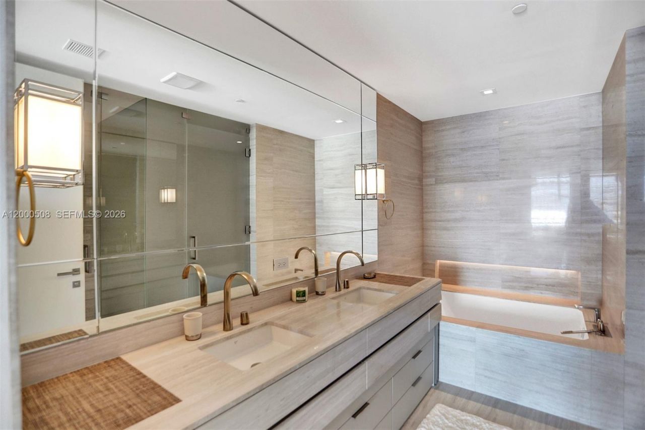 18975 Collins Ave, Unit 2001, Sunny Isles Beach, FL 33160 Photo