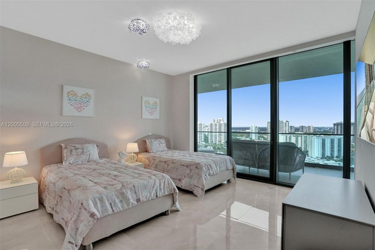 18975 Collins Ave, Unit 2001, Sunny Isles Beach, FL 33160 Photo