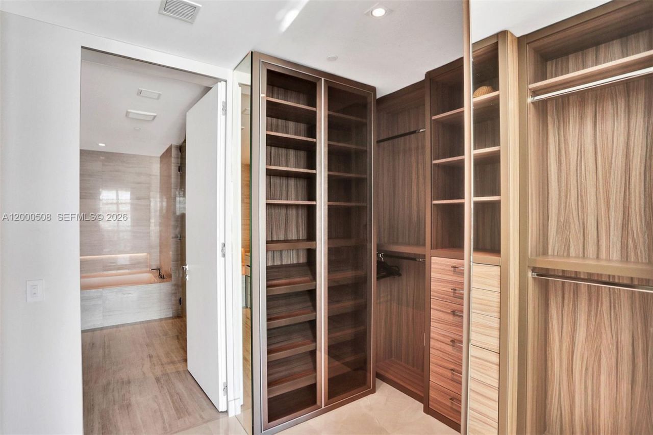 18975 Collins Ave, Unit 2001, Sunny Isles Beach, FL 33160 Photo