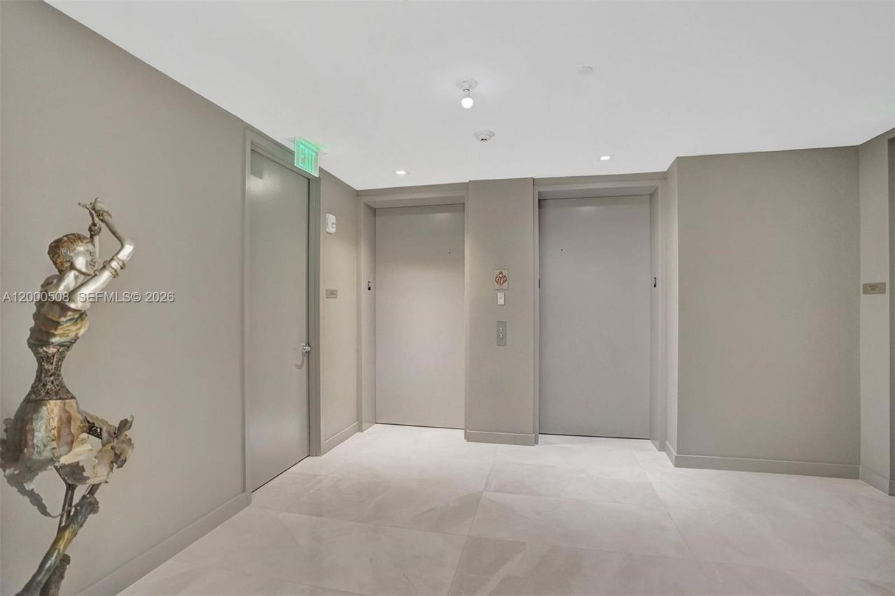 18975 Collins Ave, Unit 2001, Sunny Isles Beach, FL 33160 Photo