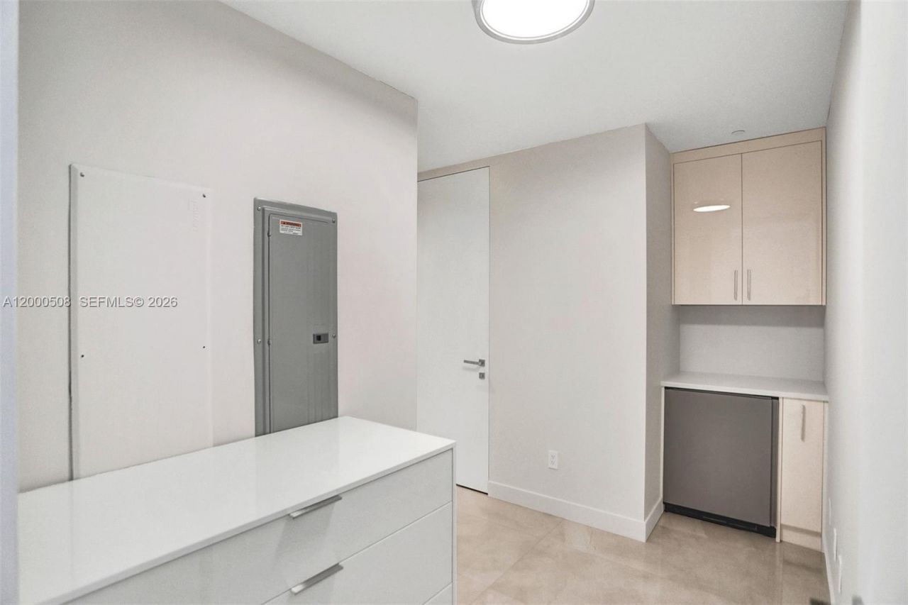 18975 Collins Ave, Unit 2001, Sunny Isles Beach, FL 33160 Photo