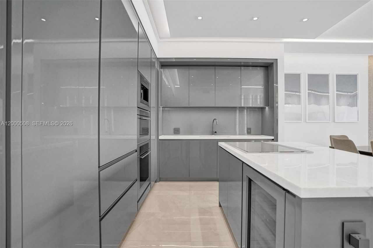 18975 Collins Ave, Unit 2001, Sunny Isles Beach, FL 33160 Photo